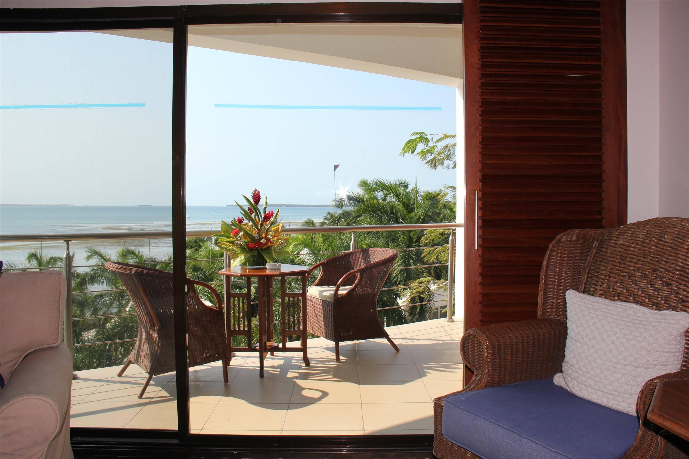 Coral Beach Hotel Dar Es Salaam Eksteriør billede