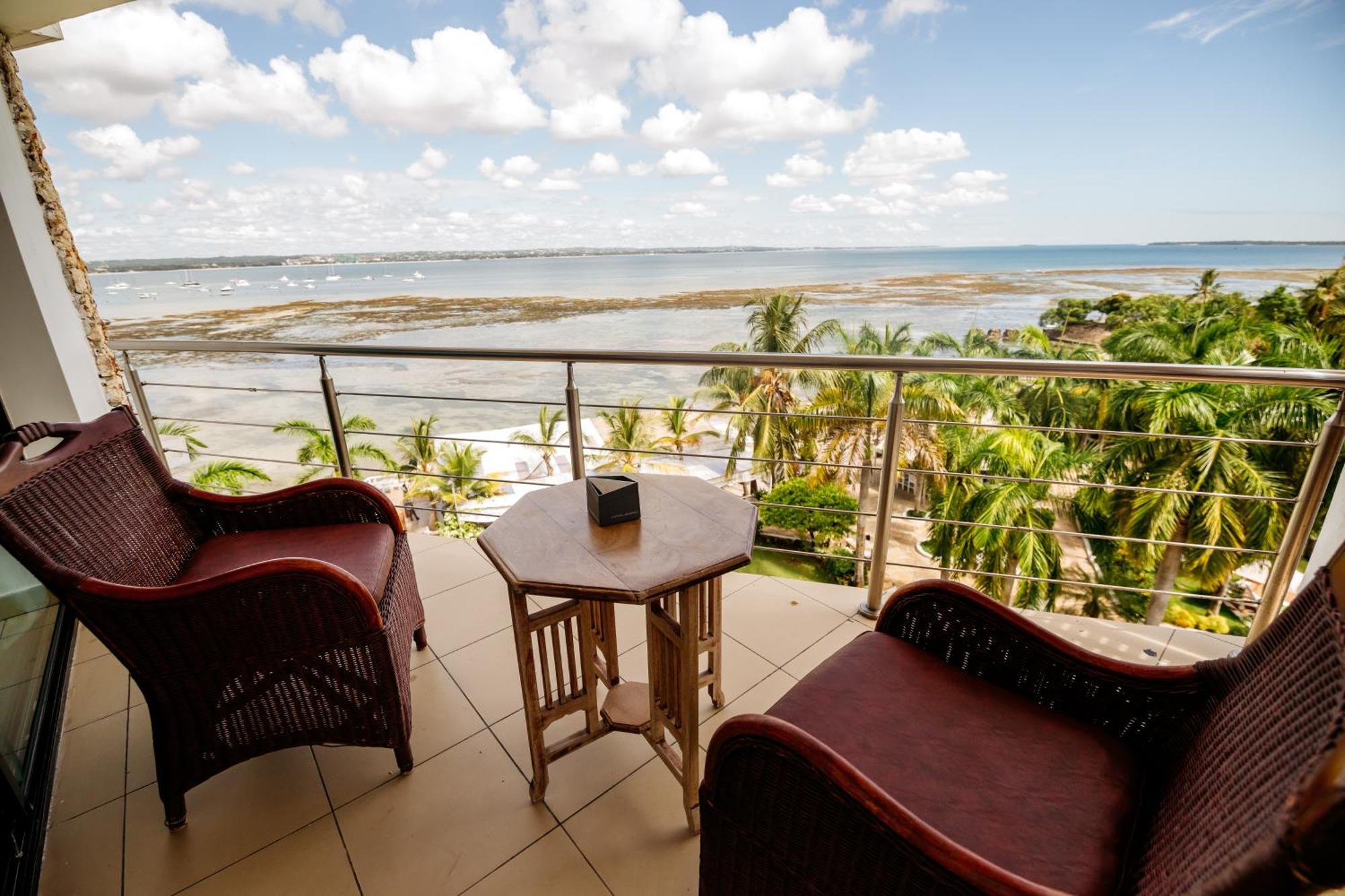 Coral Beach Hotel Dar Es Salaam Eksteriør billede